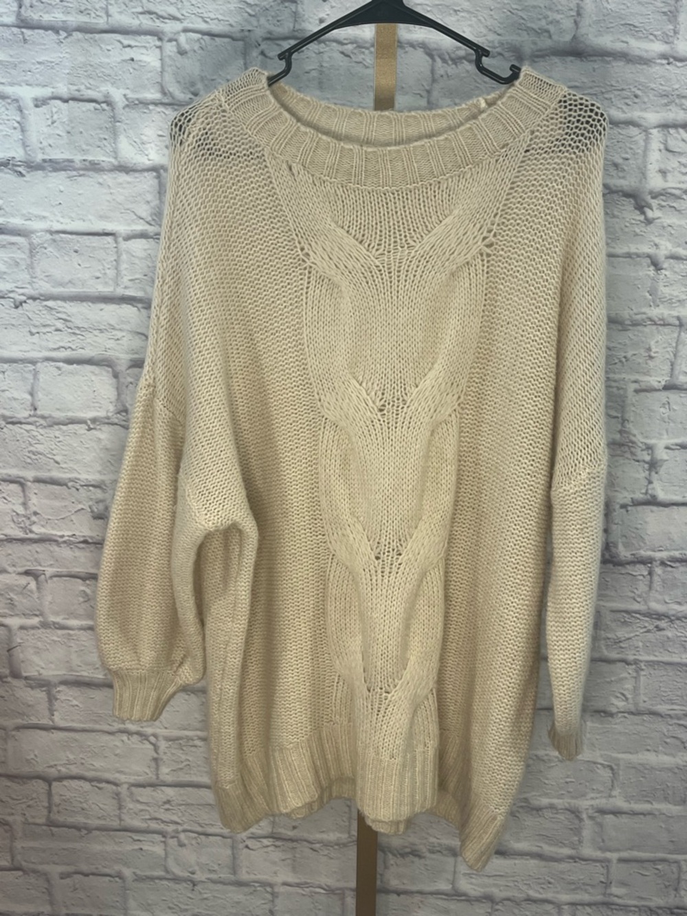 Aerie Happy Place Cream Oversized Cable Knit Sweater Balloon Sleeve Large